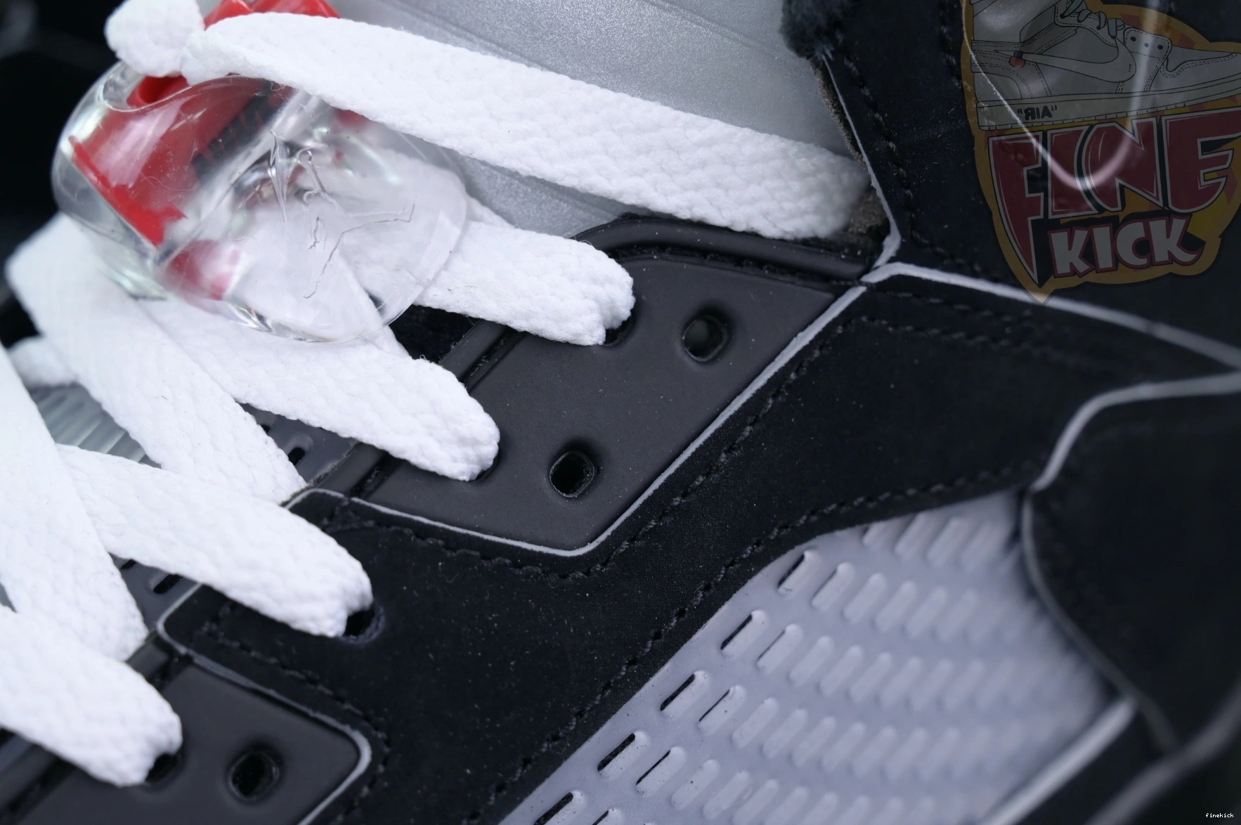 METALLIC Jordan 5“BLACK Jordan Air REIMAGINED” 1124